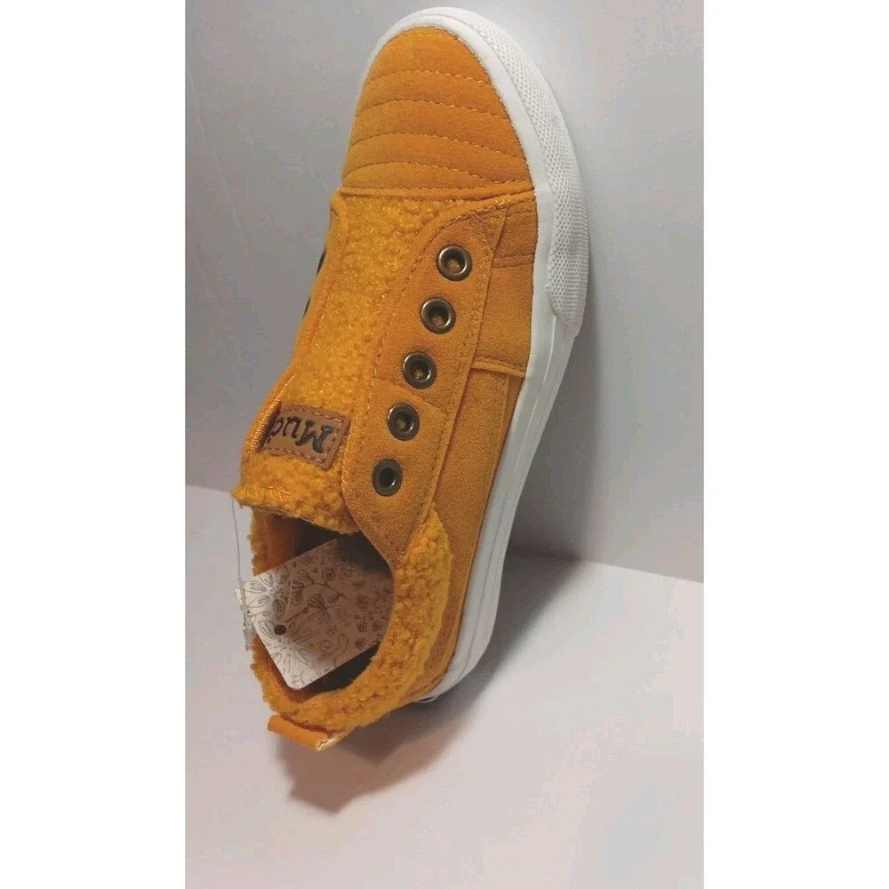 Tennis Shoes Size 1 Youth, Unisex Mudd Shoes, Yellow, Slip On